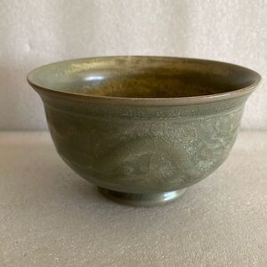 Chinese old Green porcelain bowl